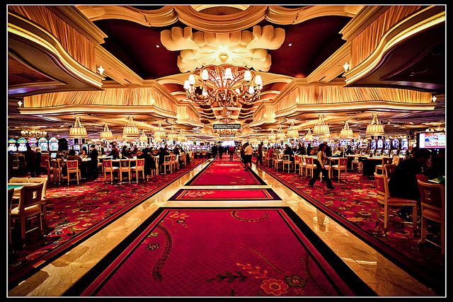 Aquuua Casino آن لائن کیسینو میں اصل گیمز